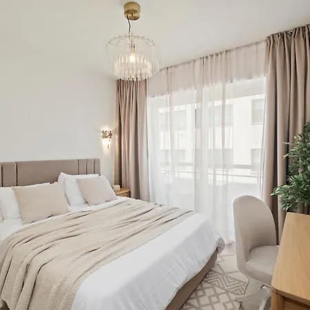 The Serene Lägenhet *