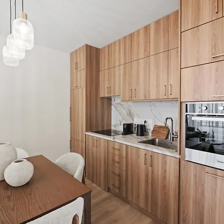 公寓 The Serene 拉纳卡