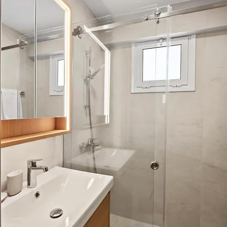 アパート The Serene *