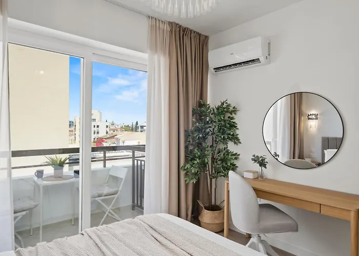 Apartment The Serene